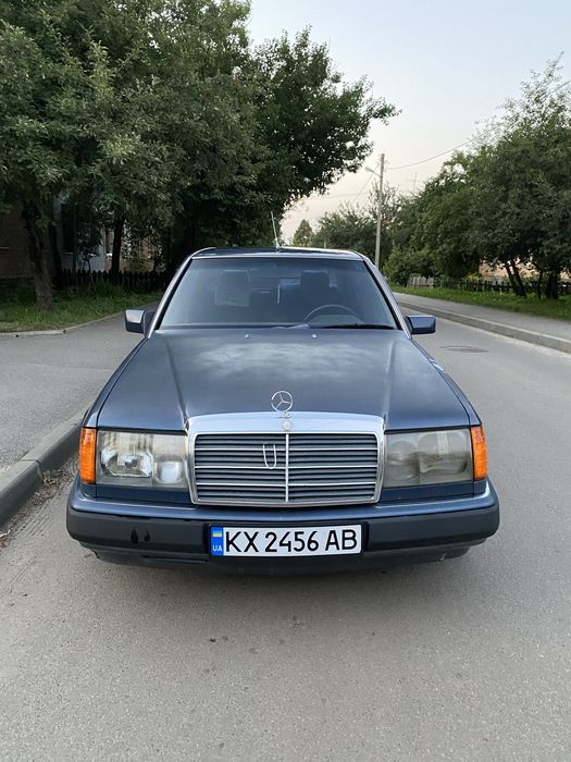 Mercedes-Benz E серия, 1990