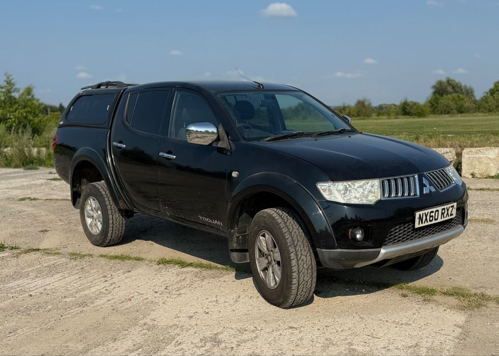 Mitsubishi L 200, 2011