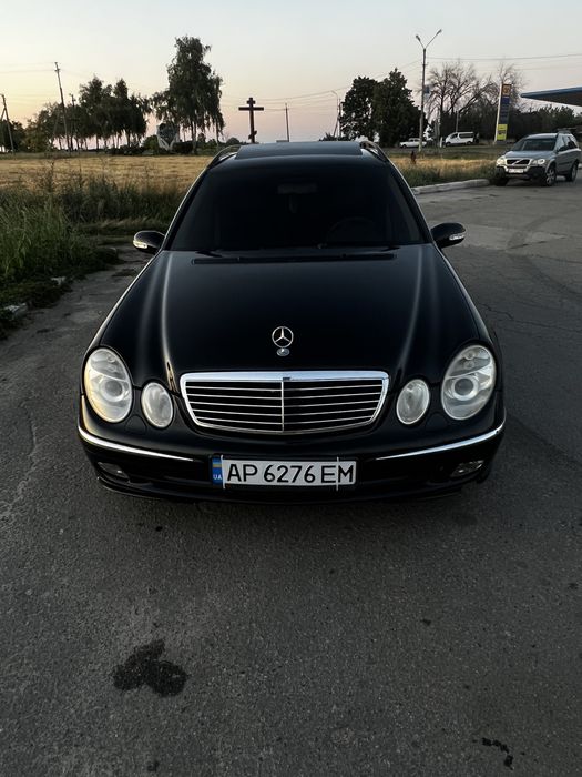 Mercedes-Benz 320, 2004