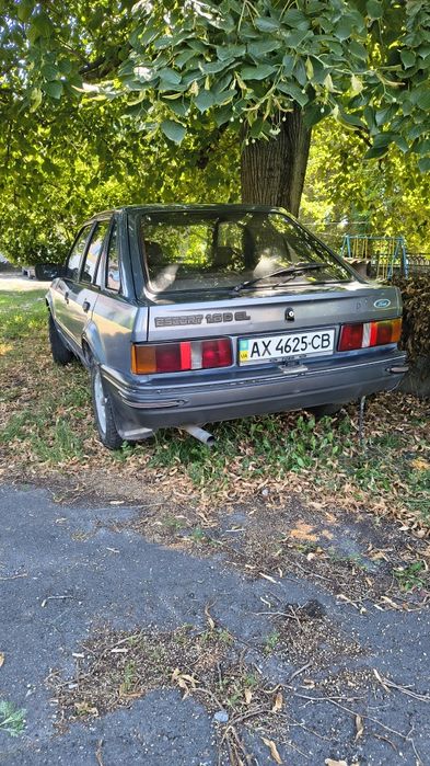 Ford Escort, 1986