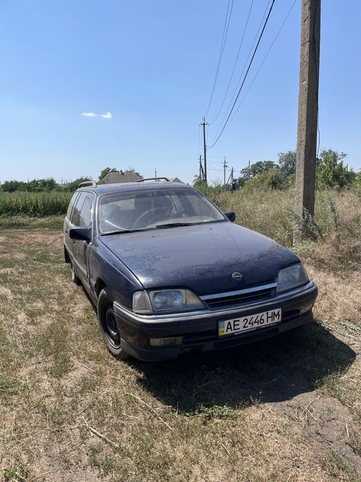 Opel Omega, 1990