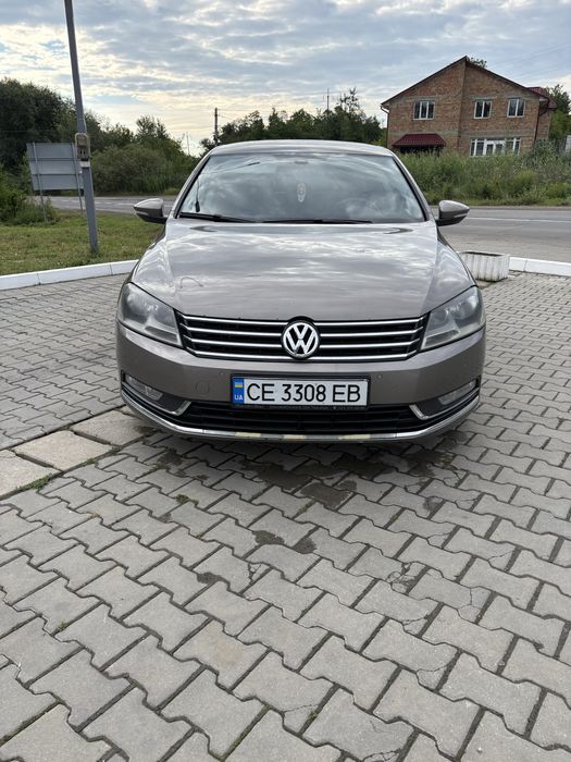 Volkswagen Passat Sedan, 2012