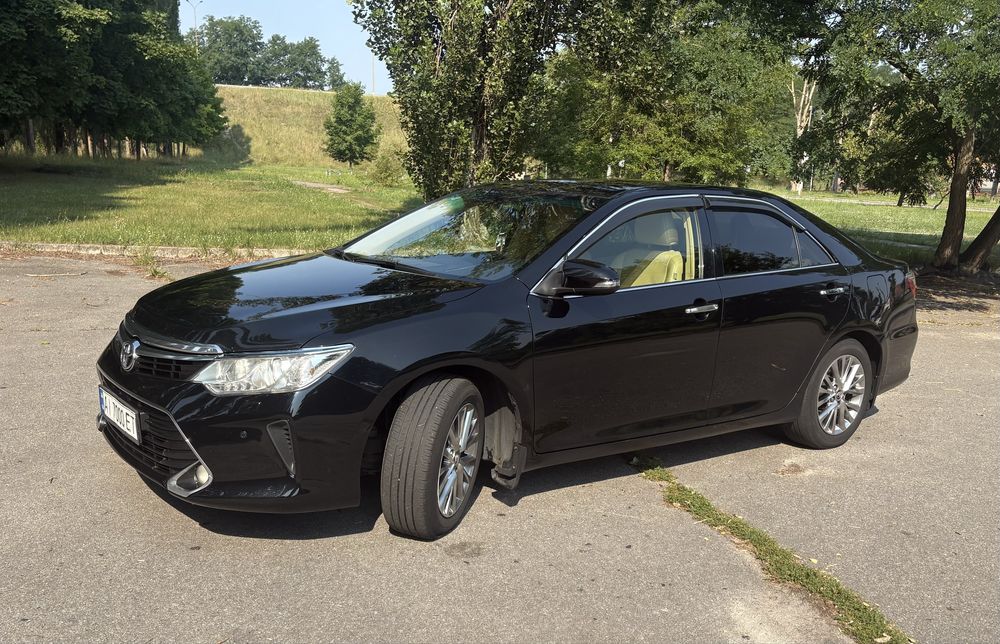 Toyota Camry, 2016