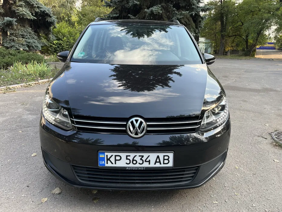 Volkswagen Touran, 2014