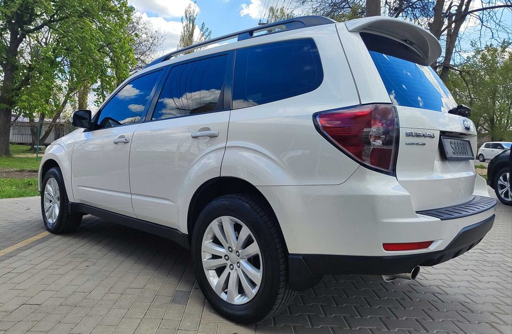 Subaru Forester, 2011