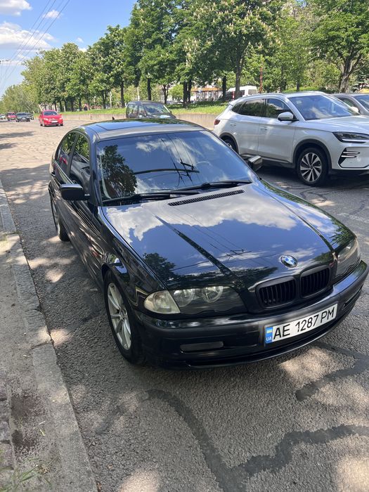 BMW 3 Series, 1998