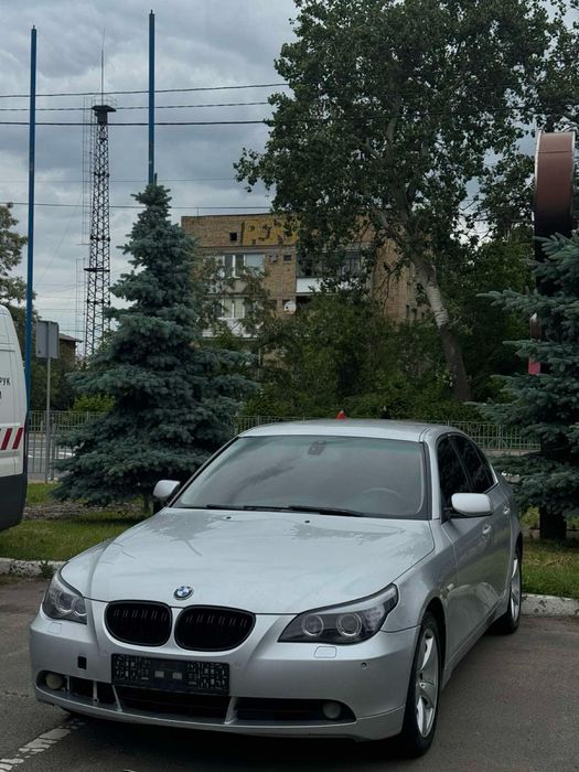 BMW 5 Series, 2005