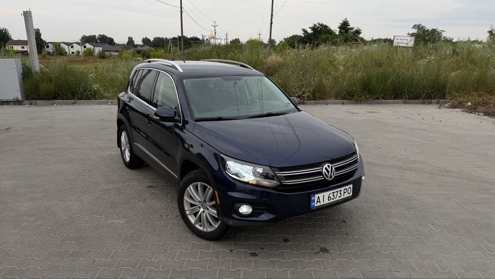 Volkswagen Tiguan, 2012
