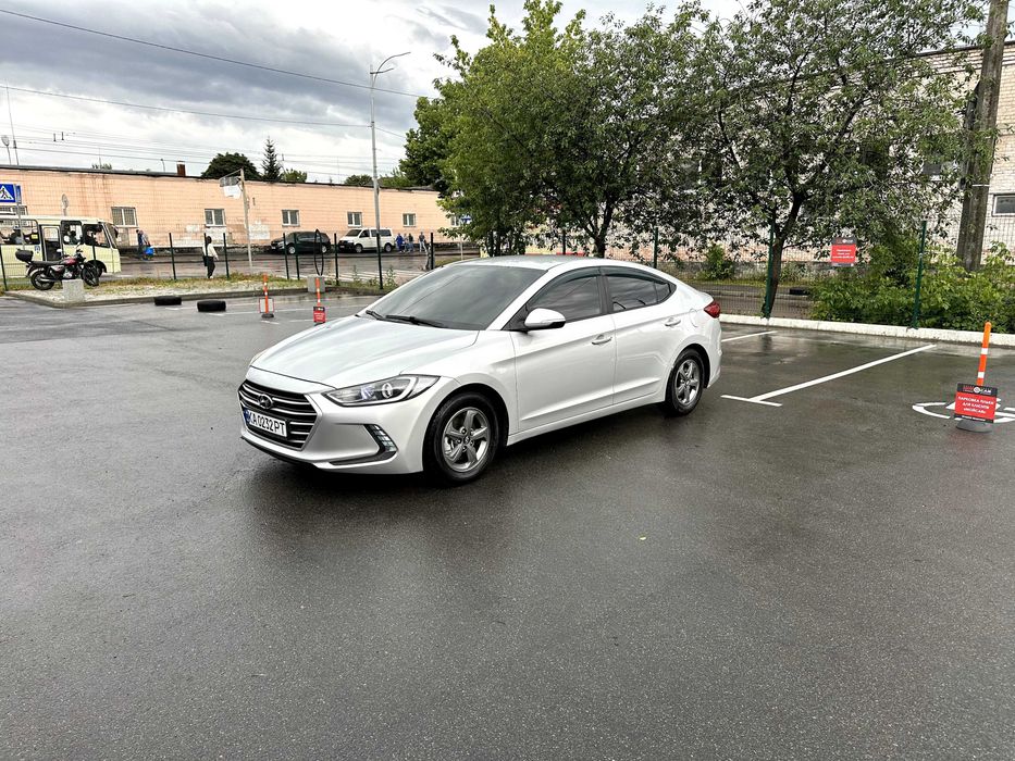 Hyundai Avante, 2015