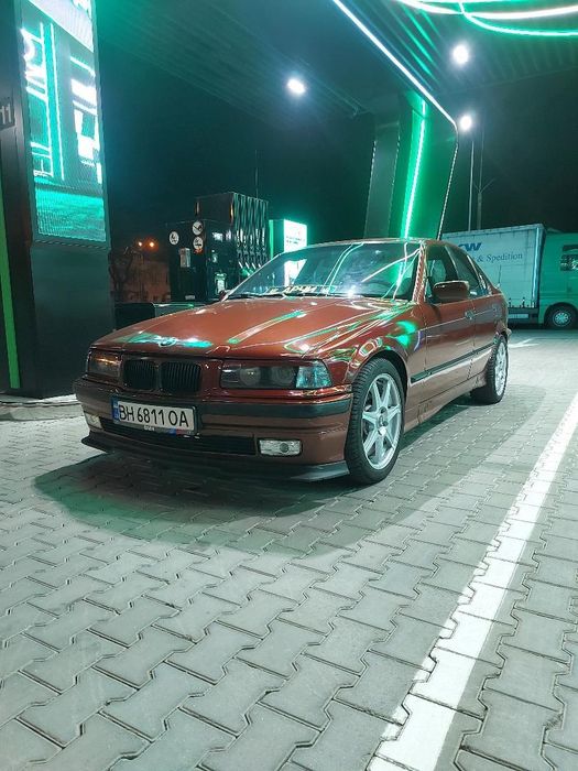 BMW 3 Series, 1993