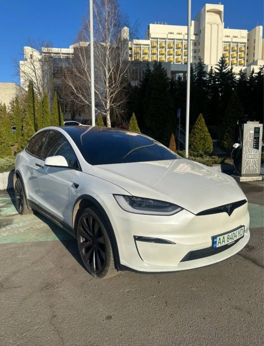 Tesla Model X, 2023