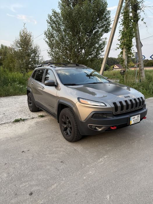 Jeep Cherokee, 2016