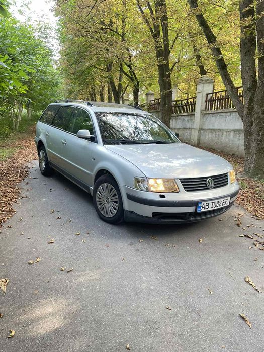 Volkswagen Passat Sedan, 1998
