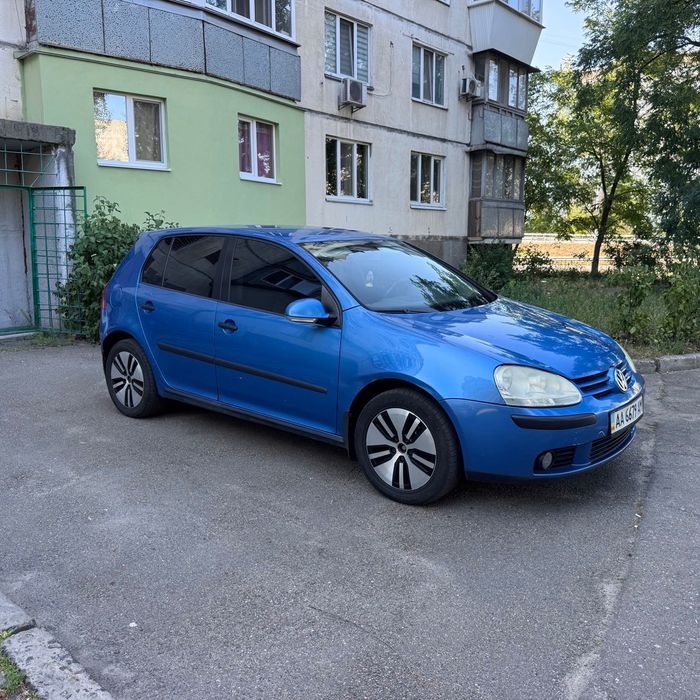 Volkswagen Golf, 2005