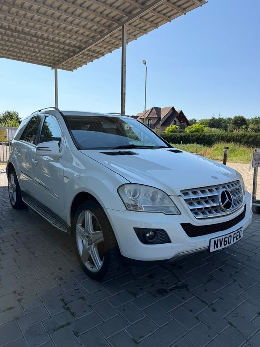 Mercedes-Benz ML серія, 2011