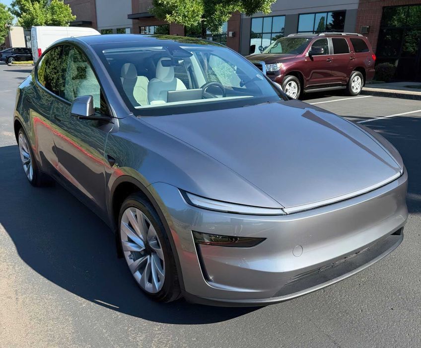 Tesla, 2026