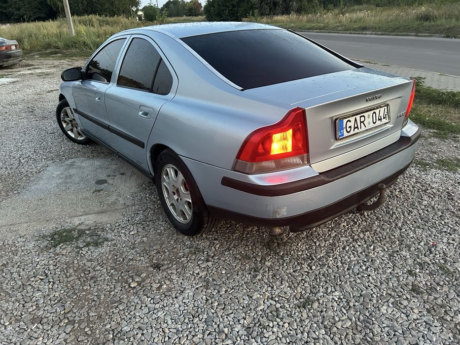 Volvo S60, 2004