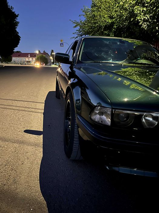 BMW 7 Series, 1994